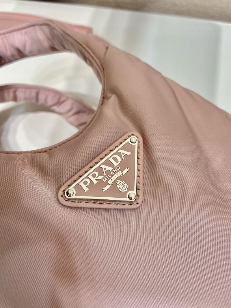 Pra*a tote bags